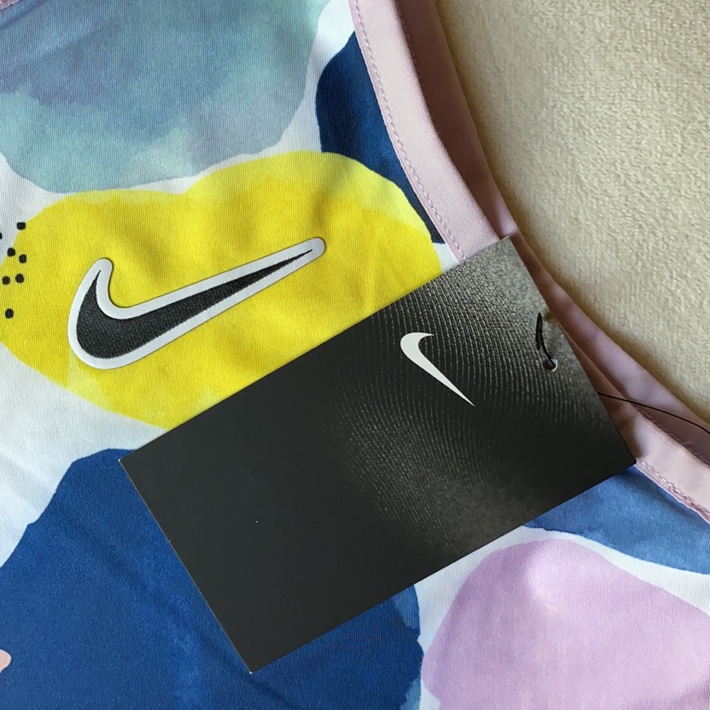 New NIKE abstract print mini DRESS “POP OF COLOR” - Picture 7 of 9
